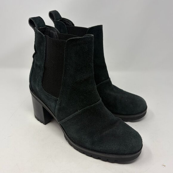 UGG Hazel Waterproof Booties suede black 8 lug sole - Picture 2 of 10